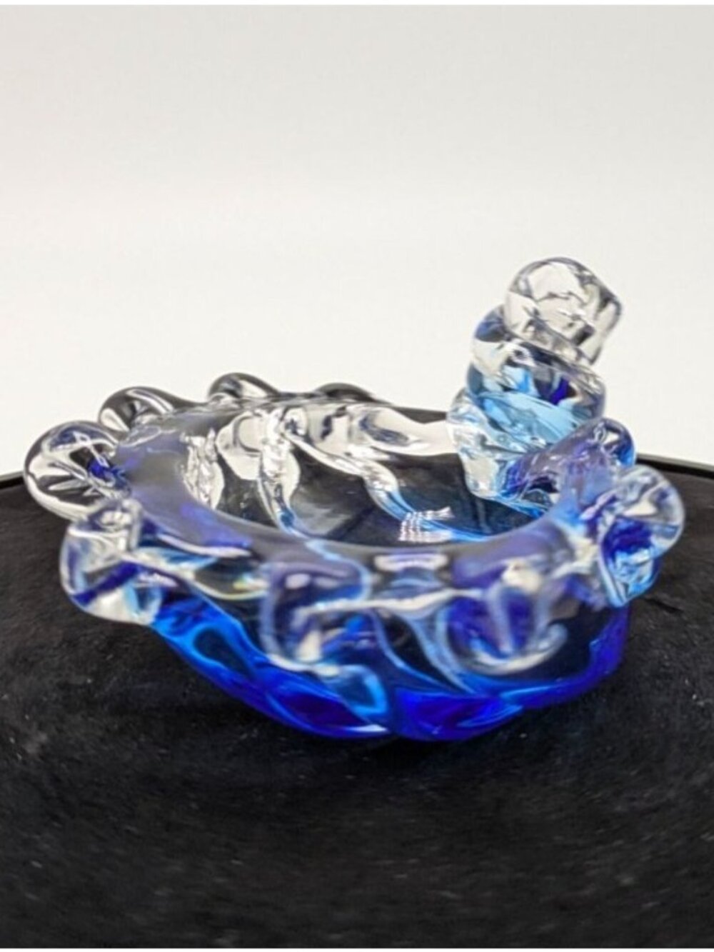 Chalet Art Glass Blue Sea Shell Figure Paperweight
